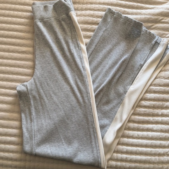 Offline By Aerie Thumbs Up Heavyweight Ribbed Wide Leg Pant in Heather Gray, XS - Picture 10 of 10